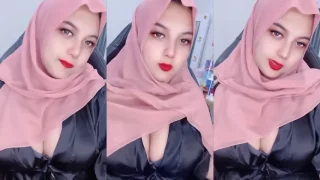 Bokep Hijabers Cantik Belahan Toket Live Mendesah